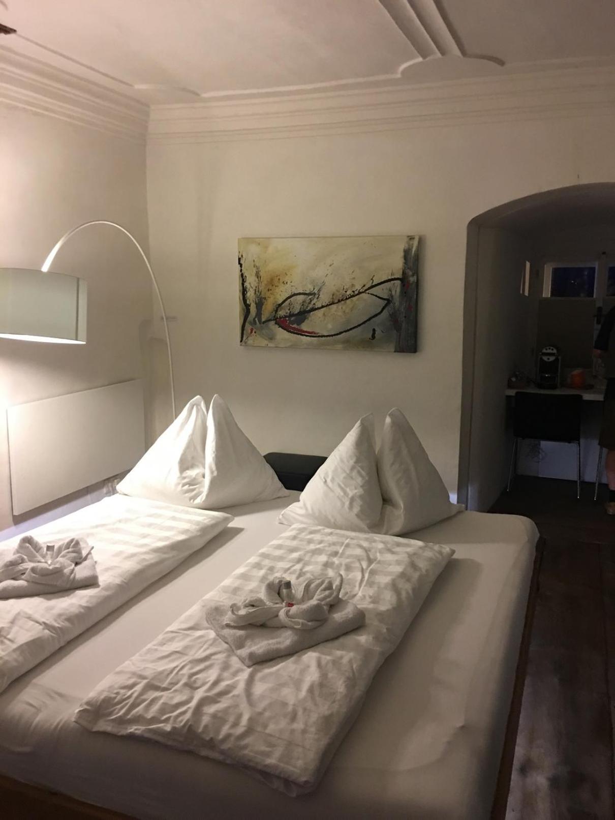 Turmhotel Эннс Экстерьер фото